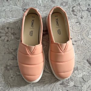 *SOLD* TOMS | Dusty pink matte alpargata mallow slip on shoes